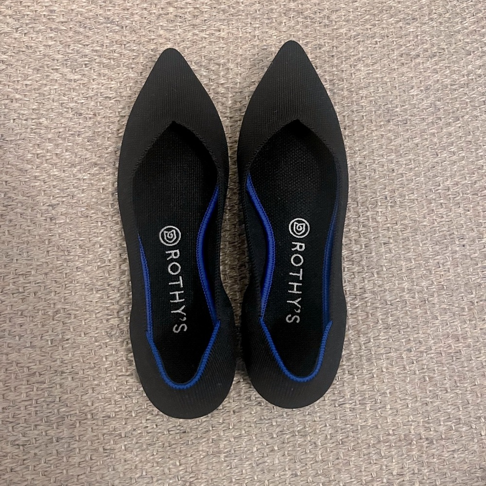 Rothy's pointed toe black flats in size 8